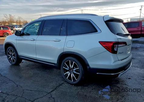 2019 Honda Pilot Touring from USA, damaged, VIN 5FNYF6H65KB028409